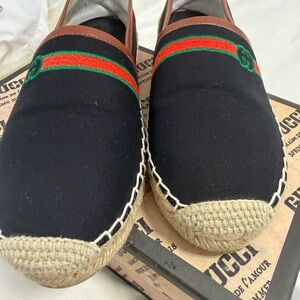 Gucci Black and Brown Loafers with Green and Red Accents